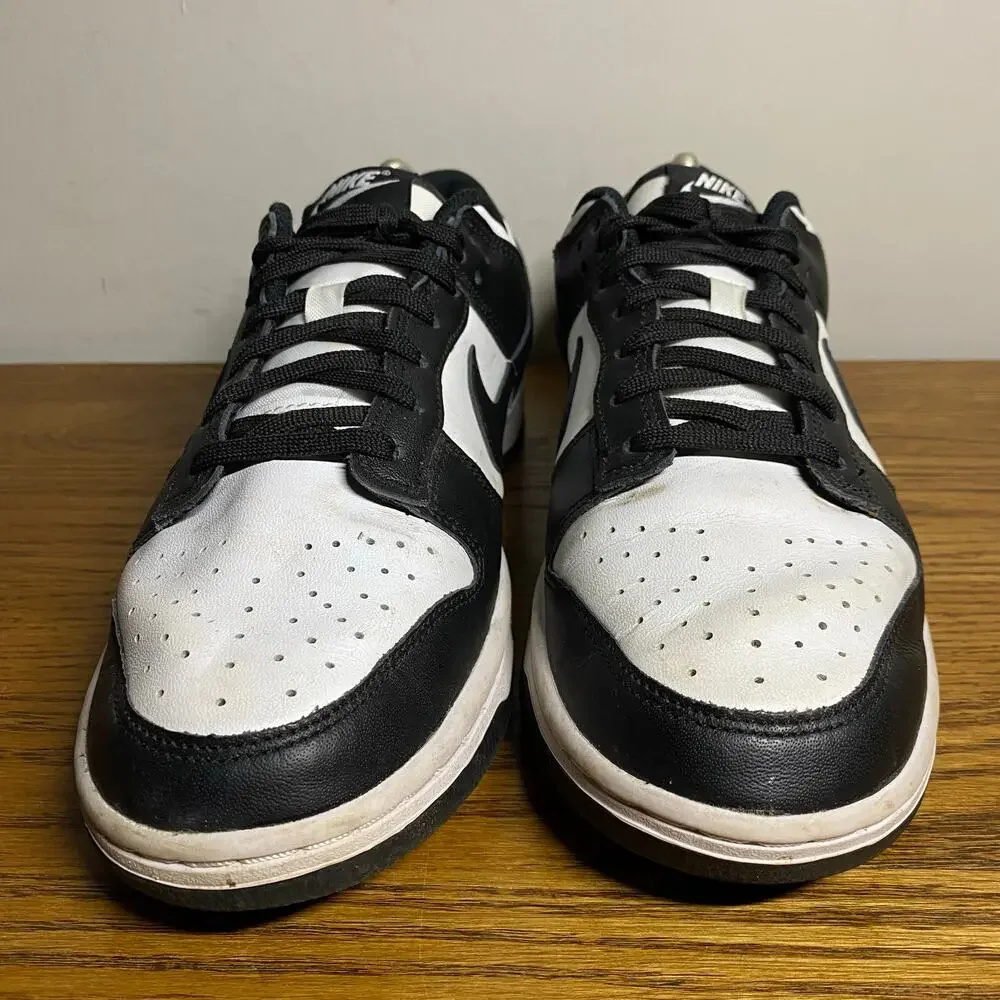 Nike Dunk Low Panda Sneakers Womens Size 9 White/Black-White